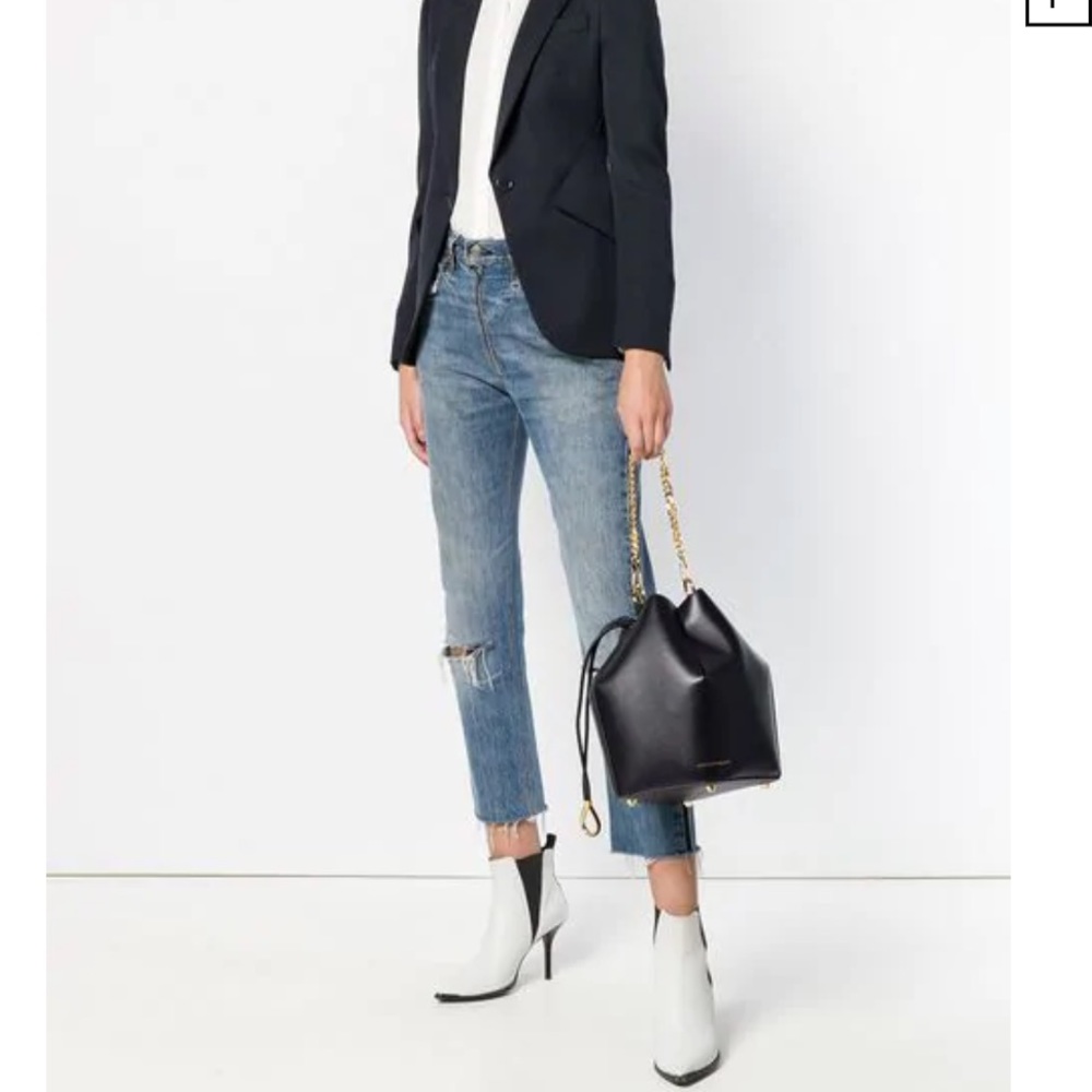Alexander McQueen Black leather bucket bag
